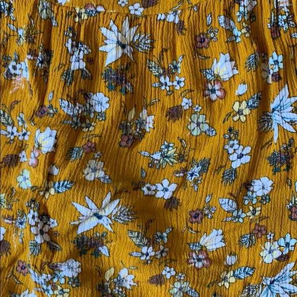 Lovely off the shoulder sun dress - Picture 2 of 3